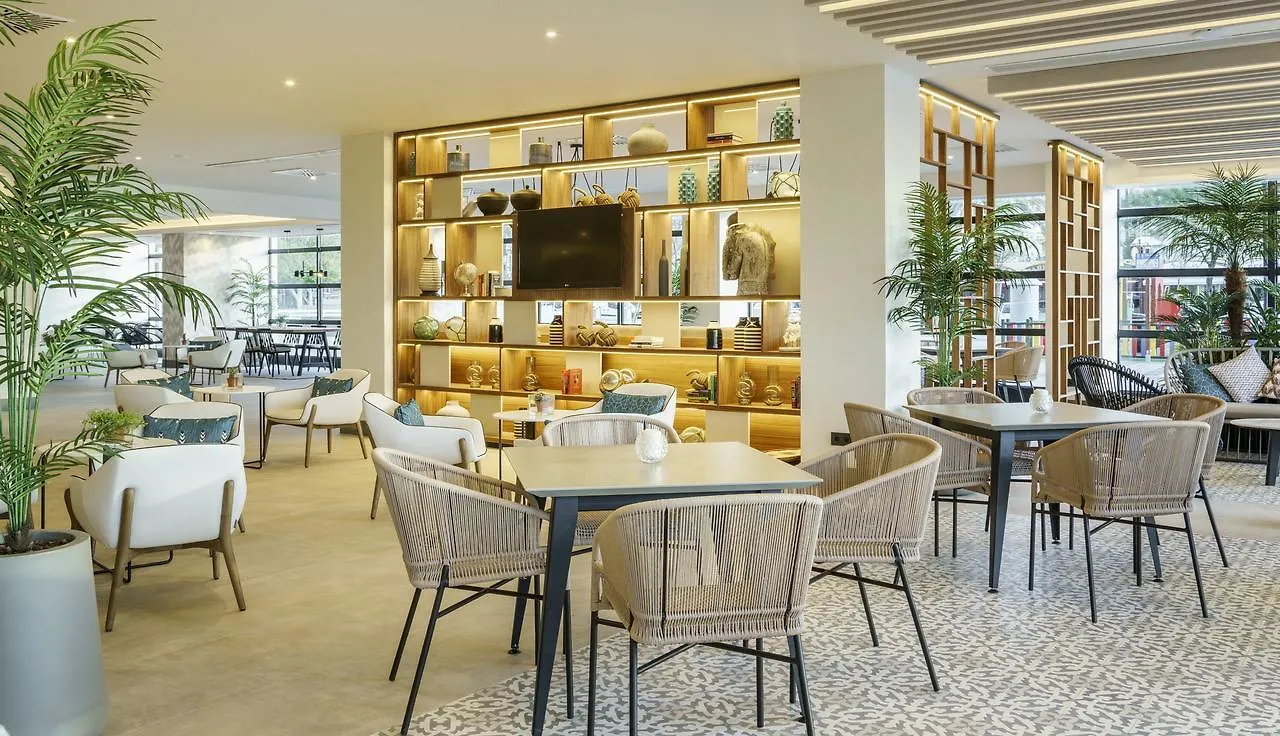 Hotel Ilunion Fuengirola 4*,